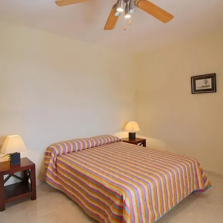 Villa Villa- Cobana *